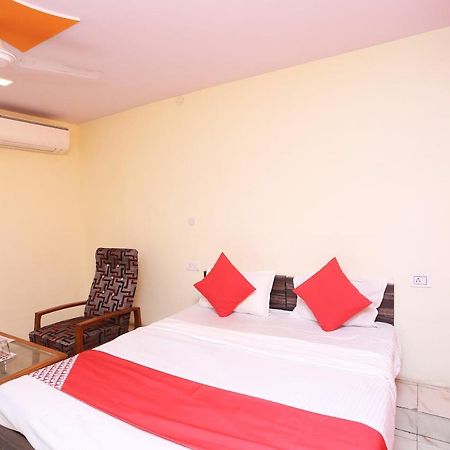 ג'אבלפור Oyo 37533 Hotel Ashirwad מראה חיצוני תמונה