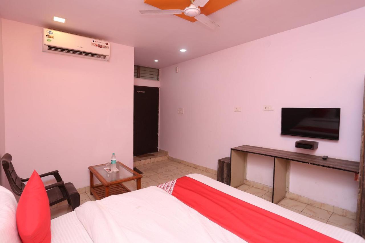 ג'אבלפור Oyo 37533 Hotel Ashirwad מראה חיצוני תמונה