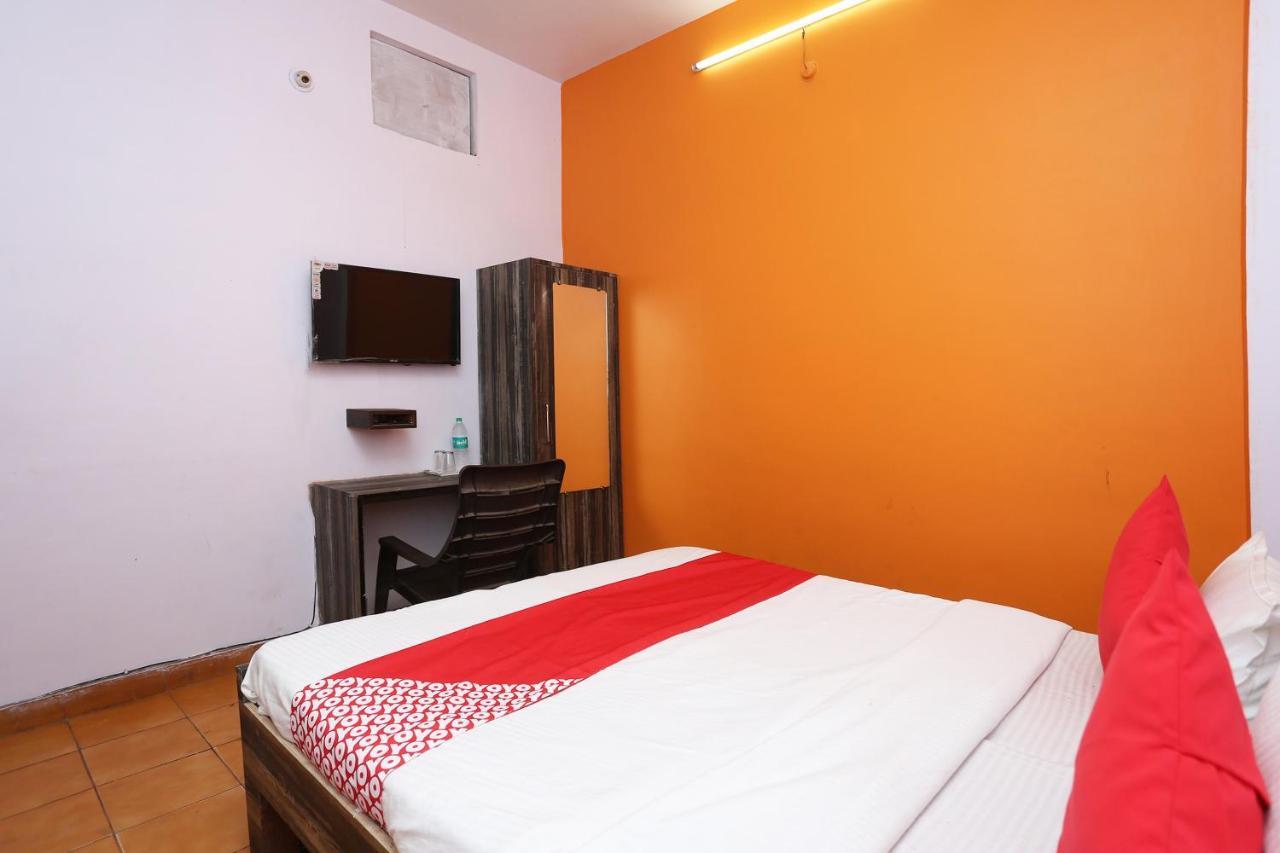 ג'אבלפור Oyo 37533 Hotel Ashirwad מראה חיצוני תמונה